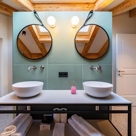 Rosa Unterschoeberlehof - Gloria