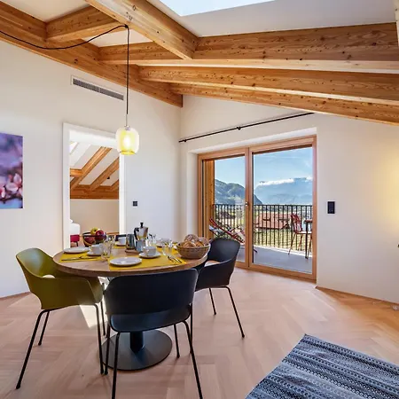 Rosa Unterschoeberlehof - Gloria * Merano