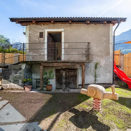 Rosa Unterschoeberlehof - Gloria Apartman Merano